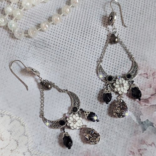Boucles d'oreilles bohochic éventail argentées et noires, perles époxy, bohème, crochets en argent 925 façon bohème