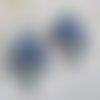 Boucles d’oreilles blue palace brodées avec cabochons, perles rondes facettées et nacrées, rocailles pour un style baroque