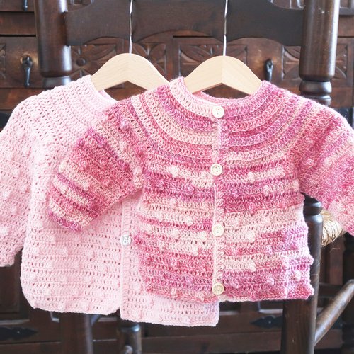 Patron De Crochet Gilet Bebe Point Relief Au Crochet Cadeau De Naissance 26 Un Grand Marche