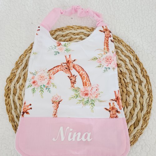 Serviette cantine maternelle personnalisée ou bavoir de cantine élastiquée motif girafe