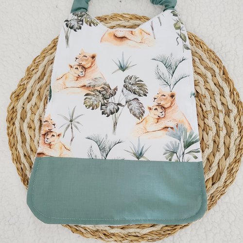 Serviette cantine maternelle personnalisée ou bavoir de cantine élastiquée motif lion