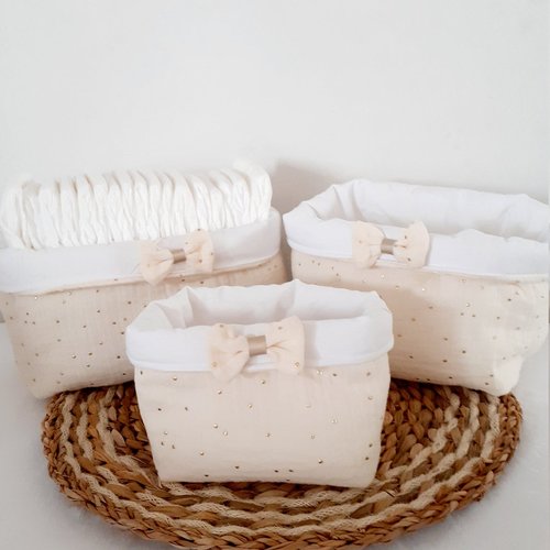 Panier à nœud pour lingettes, produits et couches avec intérieur blanc