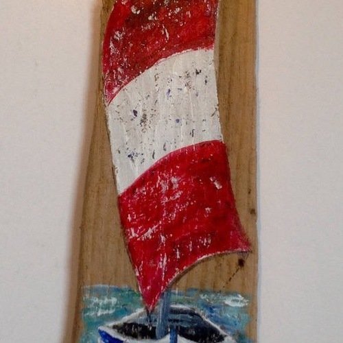 Planche de bois flotté peinte le voilier  bois de l'île de noirmoutier  vendée décoration murale