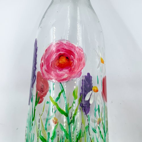 Bouteille de lait en verre peinte fleurs des champs déco de pâques