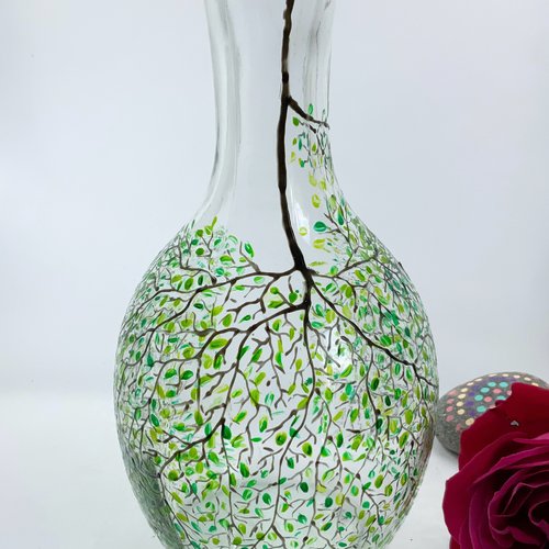 Carafe en verre vintage peinte déco végétale décoration de pâques  décoration de printemps