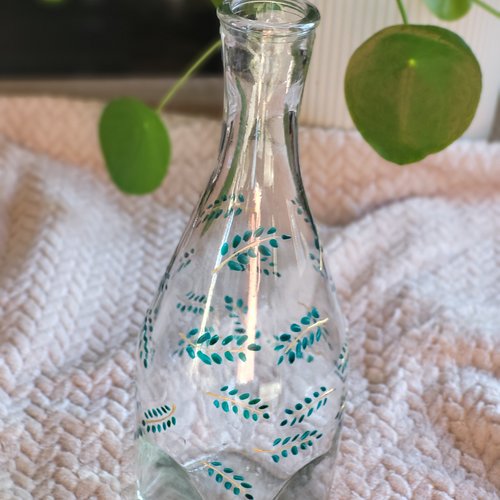 Carafe en verre peinte motif végétal or et verre  décoration de table