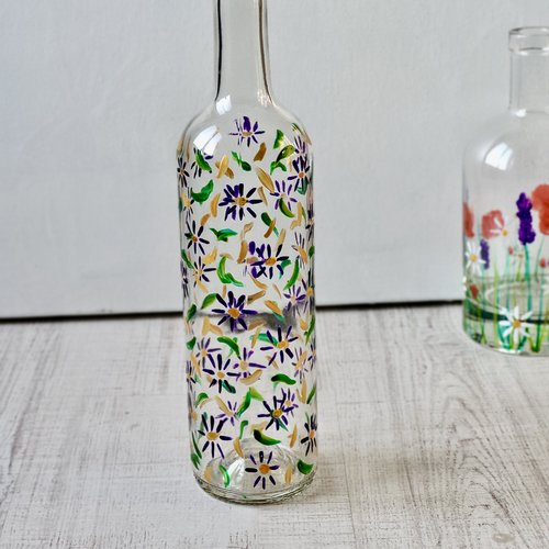 Bouteille en verre peinte fleurs des champs  décoration printanière