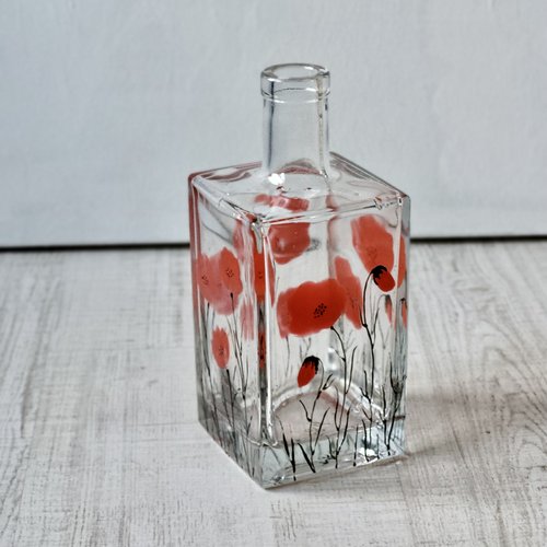 Bouteille en verre peinte coquelicots  bouteille recyclée  carafe coquelicots  seconde vie cadeau pendaison crémaillère