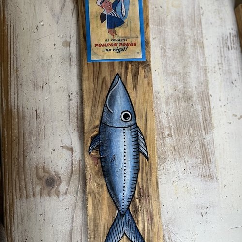 Le poisson peint sur bois avec pub vintage acrylique décoration mer bleu recyclart
