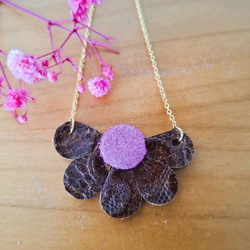 Collier demi fleur - chutes de cuir rose marron