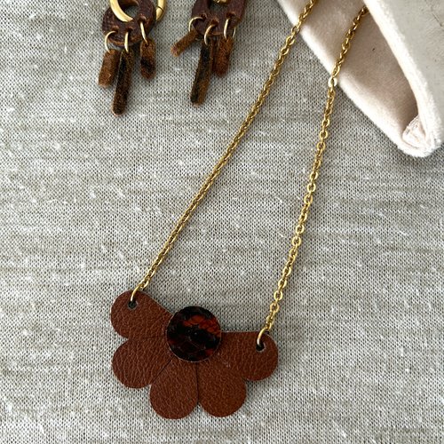 Collier demi fleur - chutes de cuir lézard marron
