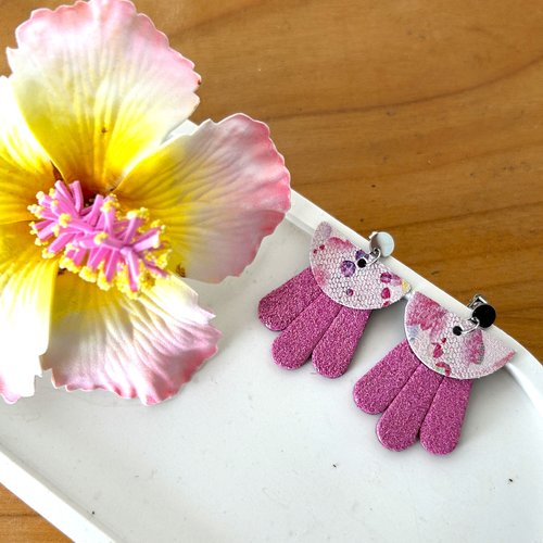 Boucles d'oreilles pendantes rose