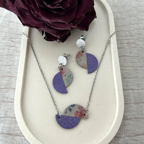 Parure collier + boucles d'oreilles cuir recyclé argenté x violet x fleurs