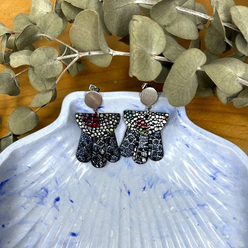 Boucles d'oreilles originales - cuir recyclé brillant