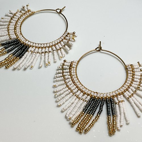 Boucles d'oreilles créoles tissées