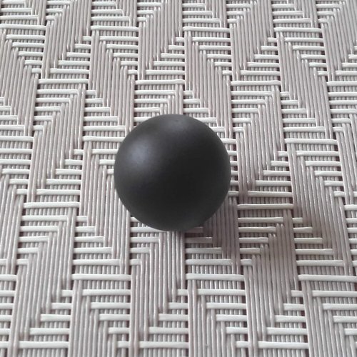 Perle musicale noire satinée de 16mm pour bola de grossesse.