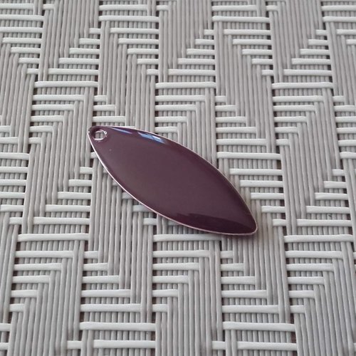 Sequin émaillé navette violet aubergine - 24x10mm