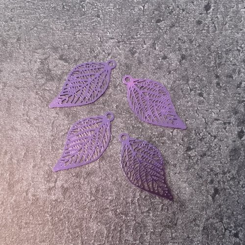 X4 feuilles estampes filigrane violet . 19mm.