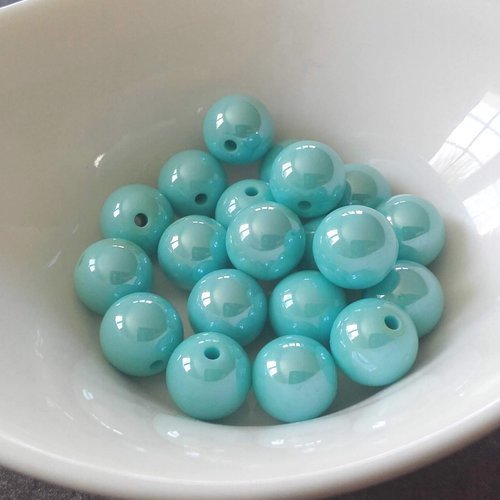 X10 perles 10mm rondes brillantes en acrylique bleu clair.