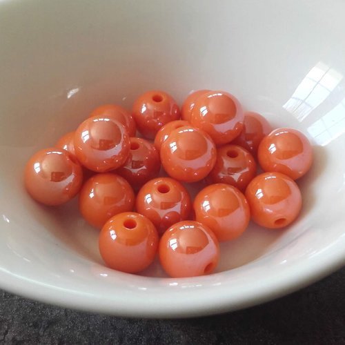X10 perles 10mm rondes brillantes en acrylique orange