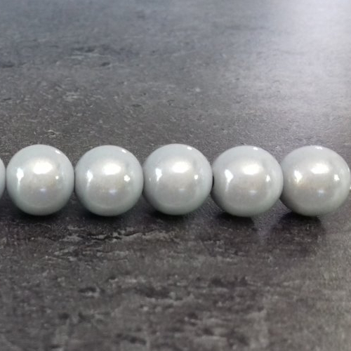 X10 perles magiques, miracles de 10mm - blanc, gris très clair, reflet argentés.