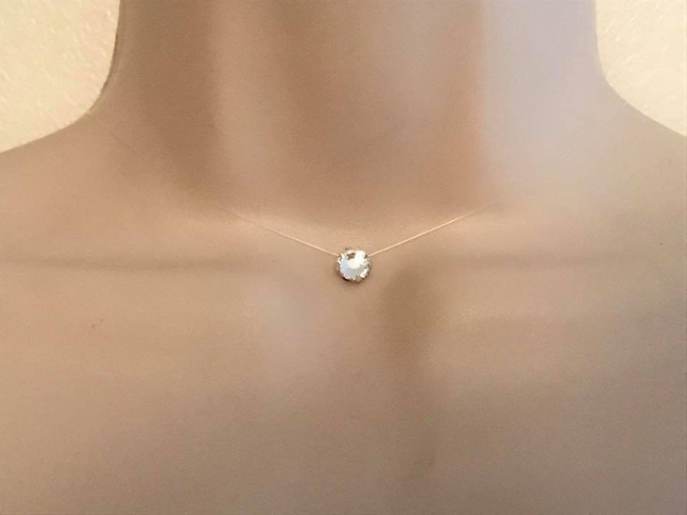 collier ras de cou fil nylon diamant collier ras de cou fil nylon diamant