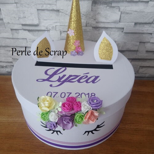 Urne  thème licorne  pour baptême ou anniversaire