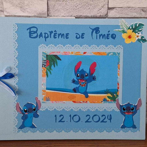 Livre d'or   thème stitch  pour baptême ou anniversaire