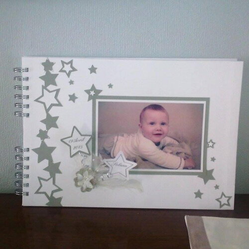 Livre d or  thème etoile avec photo pour baptême , mariage ou anniversaire
