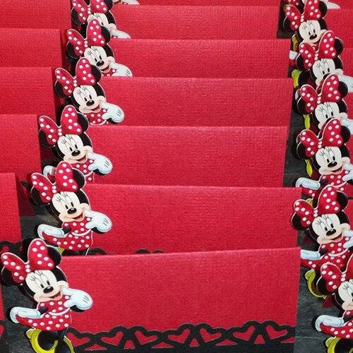Lot de 10  marque place minnie , rouge et noir