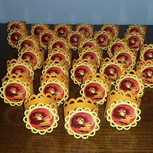 Lot de 10 rond de serviette roi lion  , réalisé dans les couleurs de votre choix