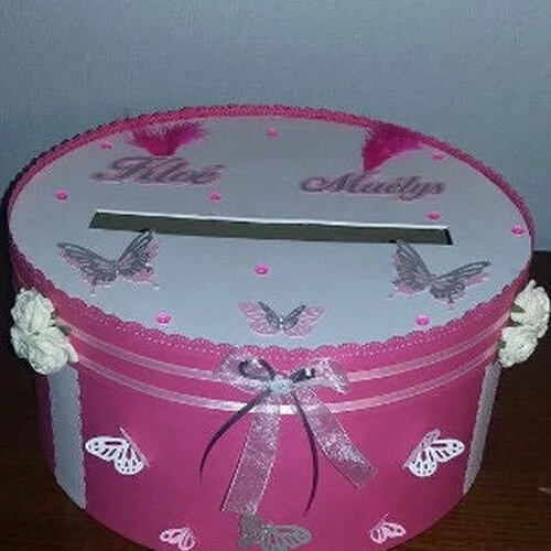 Urne ronde pour baptême , anniversaire thème papillon , avec personnalisation