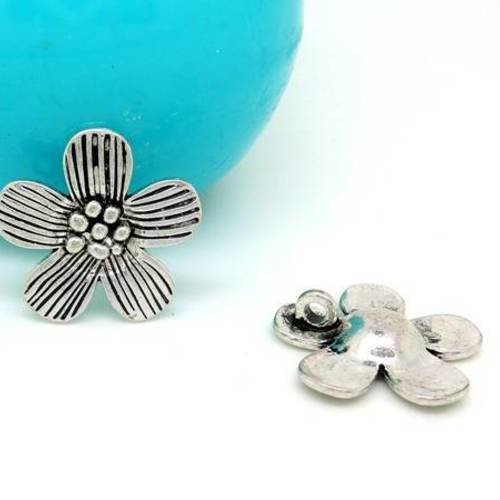 2 perles coulissantes fleur en métal argenté vieilli 