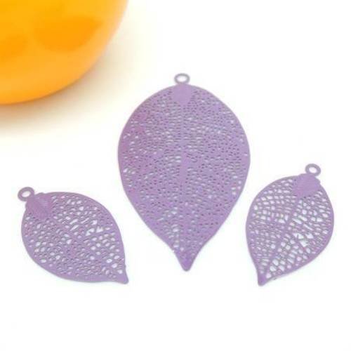 3 estampes breloques feuille métal filigrané fin lilas 