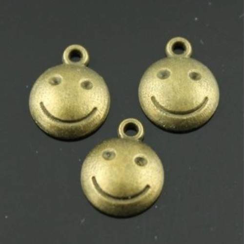 5 breloques pendentifs tete smiley en métal col bronze 
