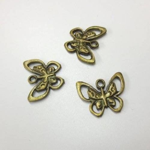 4 breloques pendentif  papillon en métal col bronze 