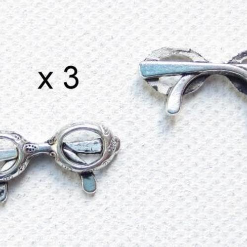 Lot de 3 breloques paire de lunettes  en métal argenté 
