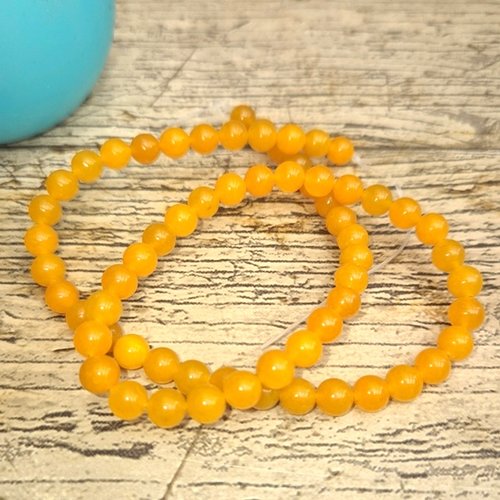 1 fil 63/65 perles de jade 6mm ronde orange