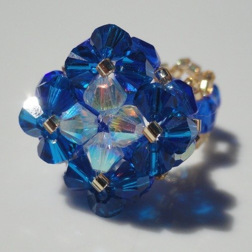 Bague losange bleu capri en perles de cristal swarovski