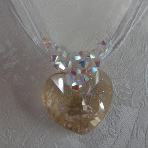 Pendentif golden shadow en coeur de cristal swarovski 