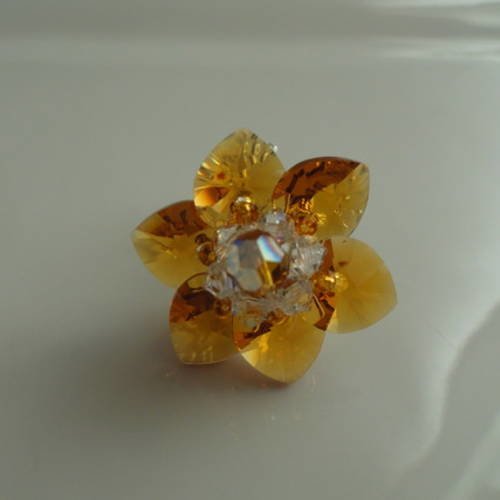 Bague nénuphar topaze en perles de cristal swarovski 