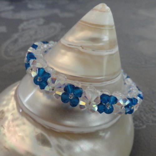 Bracelet bleu saphir et diamant en perles de cristal swarovski 