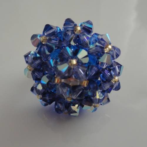 Bague ovale violette tanzanite  en perles de cristal swarovski 
