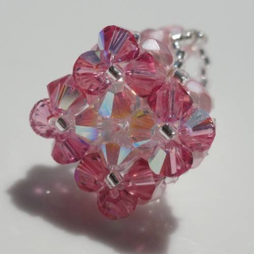 Bague losange rose et blanche en perles de cristal swarovski (petit modèle ) 