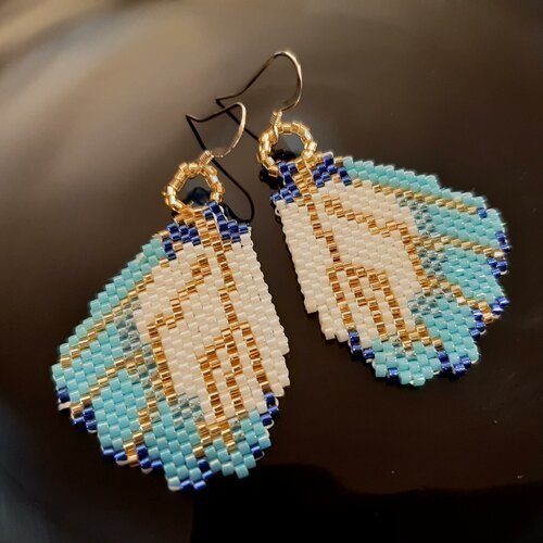 Boucles d'oreille ailes de papillon  bleu turquoise en perles de verre miyuki