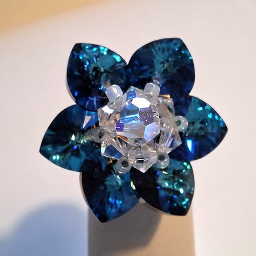 Bague fleur bleue nuit en perles de cristal swarovski