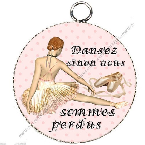 Pendentif charms cabochon métal et  résine epoxy danceuse n°9 