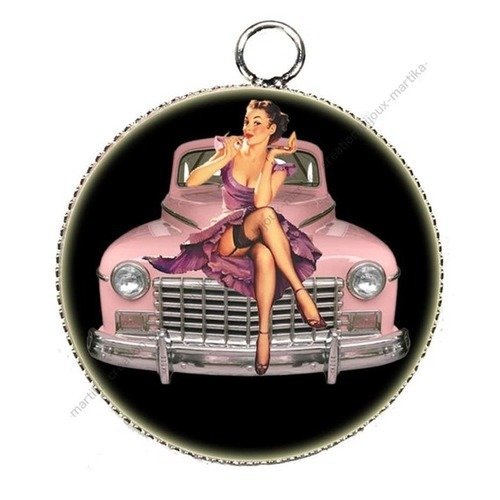 Pendentif cabochon metal et epoxy 25 mm &quot;pin up&quot; n°8 