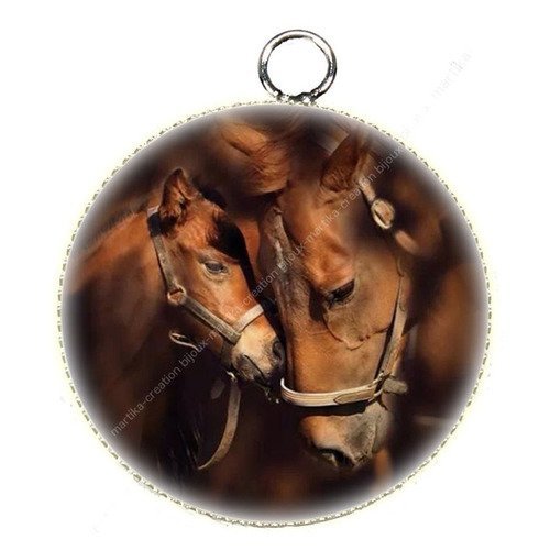 1 pendentif  25 mm argenté cabochon cheval epoxy résine métal n°43 