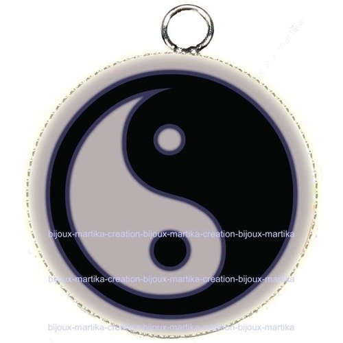 Pendentif cabochon en résine epoxy yin yang meditation creation française n°15 